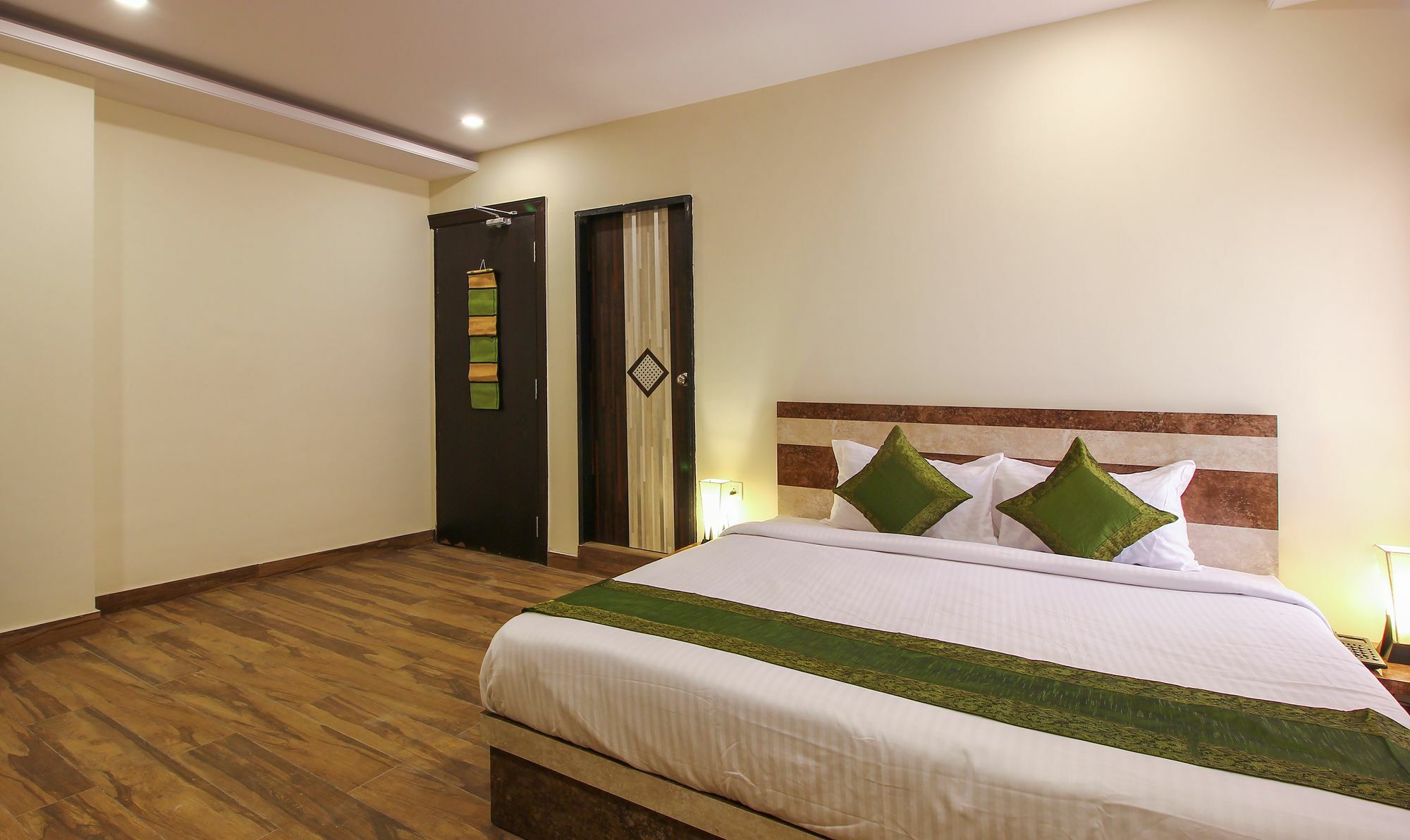 Treebo Address Inn, Banjara Hills Hajdarábád Exteriér fotografie