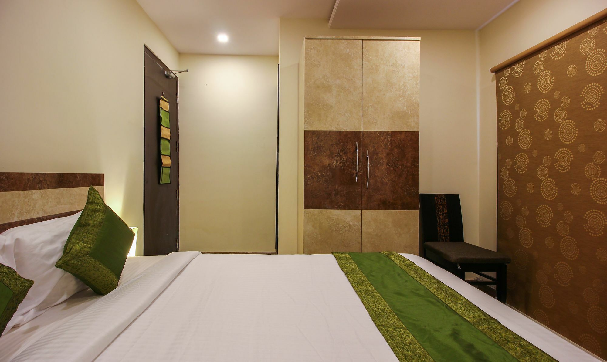 Treebo Address Inn, Banjara Hills Hajdarábád Exteriér fotografie